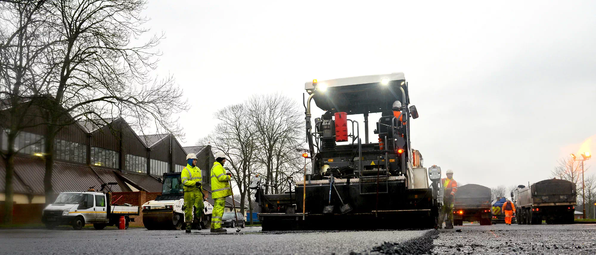 Management and organisation of road works, large or small, can be hard work, especially in terms of communication. For any business, the aim is to provide the best service possible and be on time, so the ability to hire a wireless radio brings great support and really helps the system.